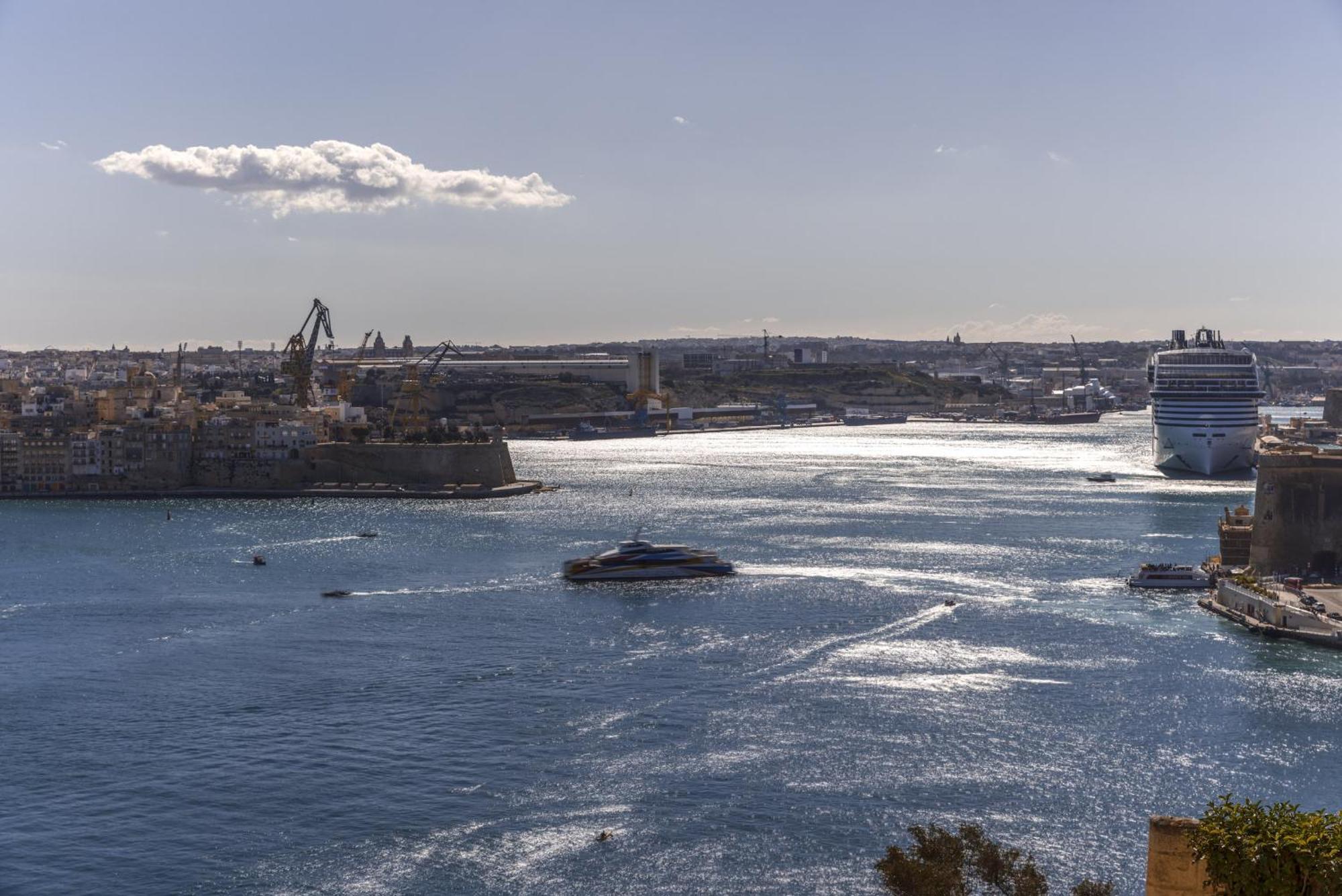 Harbour View - Large 2Br Apartment Valletta Eksteriør billede